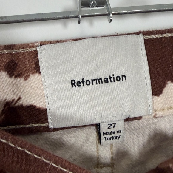 NWT Reformation Val 90s Mid-Rise Straight Jeans - Picture 9 of 14